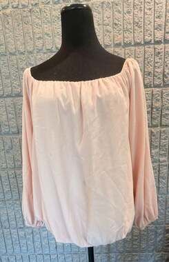 256 Mainstrip Pink Off-the-Shoulder Long Bubble Sleeve Blouse